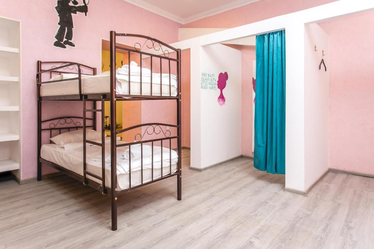 Sherlock Holmes Hostel باكو المظهر الخارجي الصورة