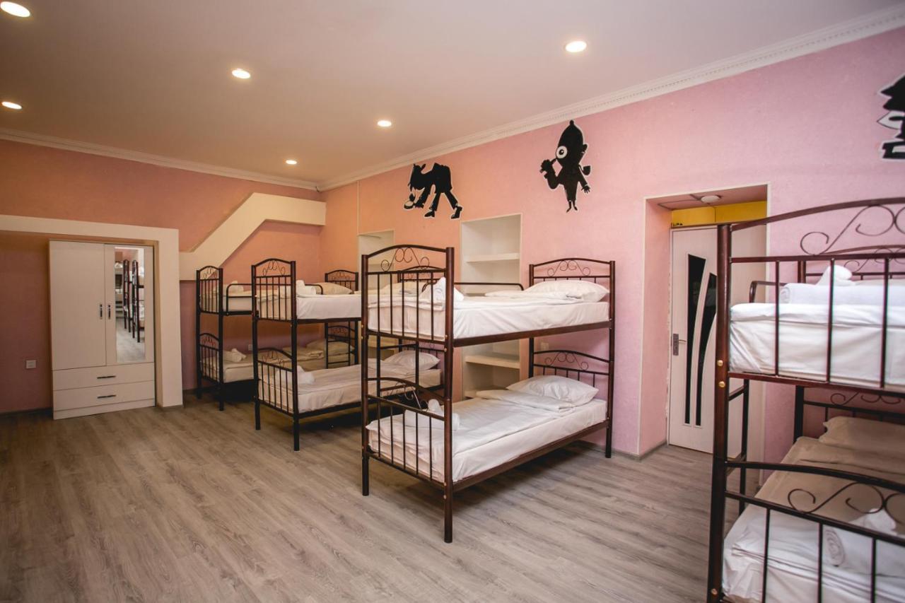 Sherlock Holmes Hostel باكو المظهر الخارجي الصورة
