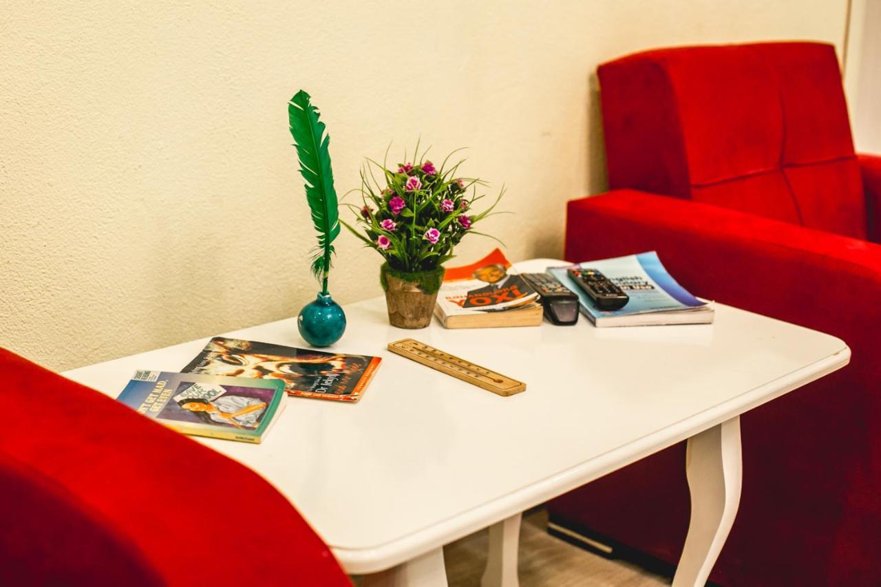 Sherlock Holmes Hostel باكو المظهر الخارجي الصورة